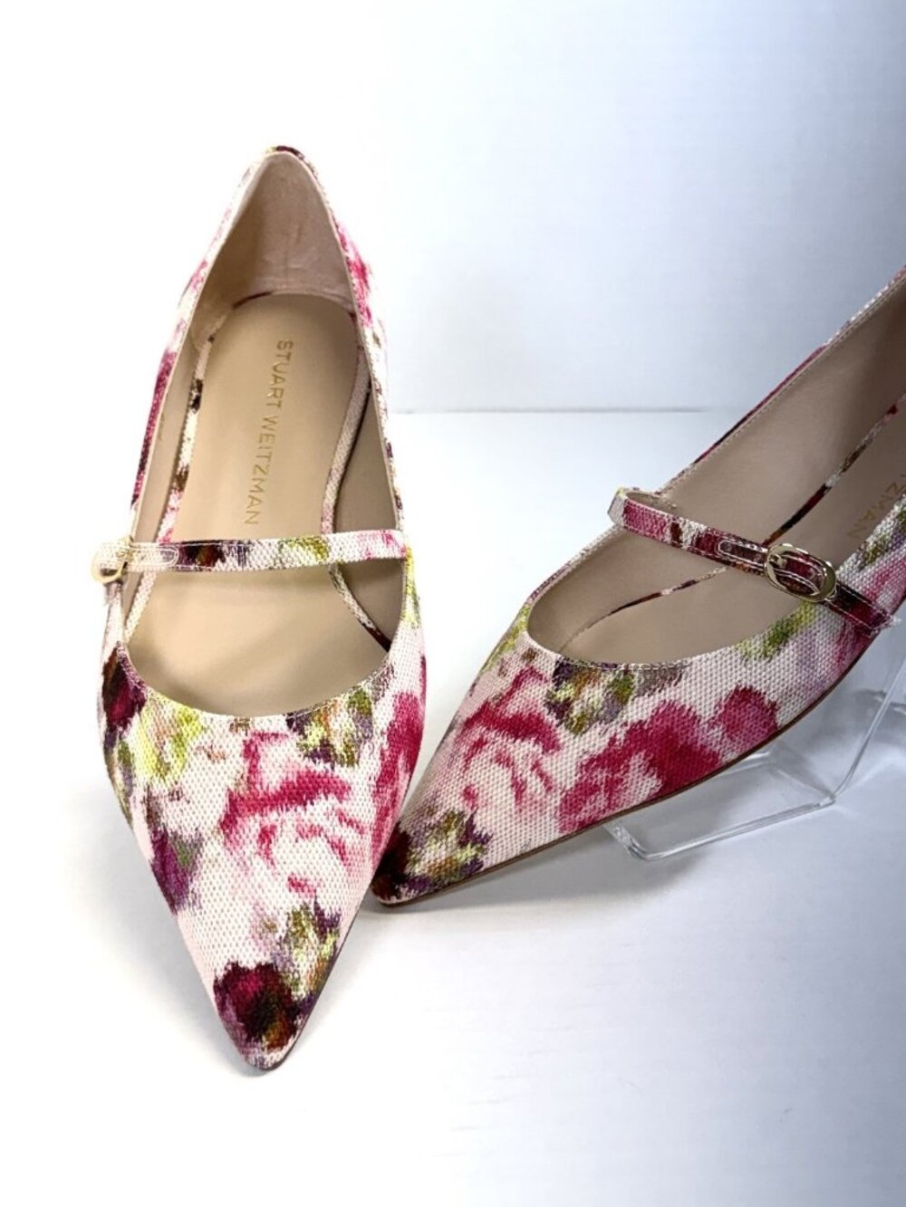 Stuart Weitzman Emilia Ballet Flat. STUNNING!!